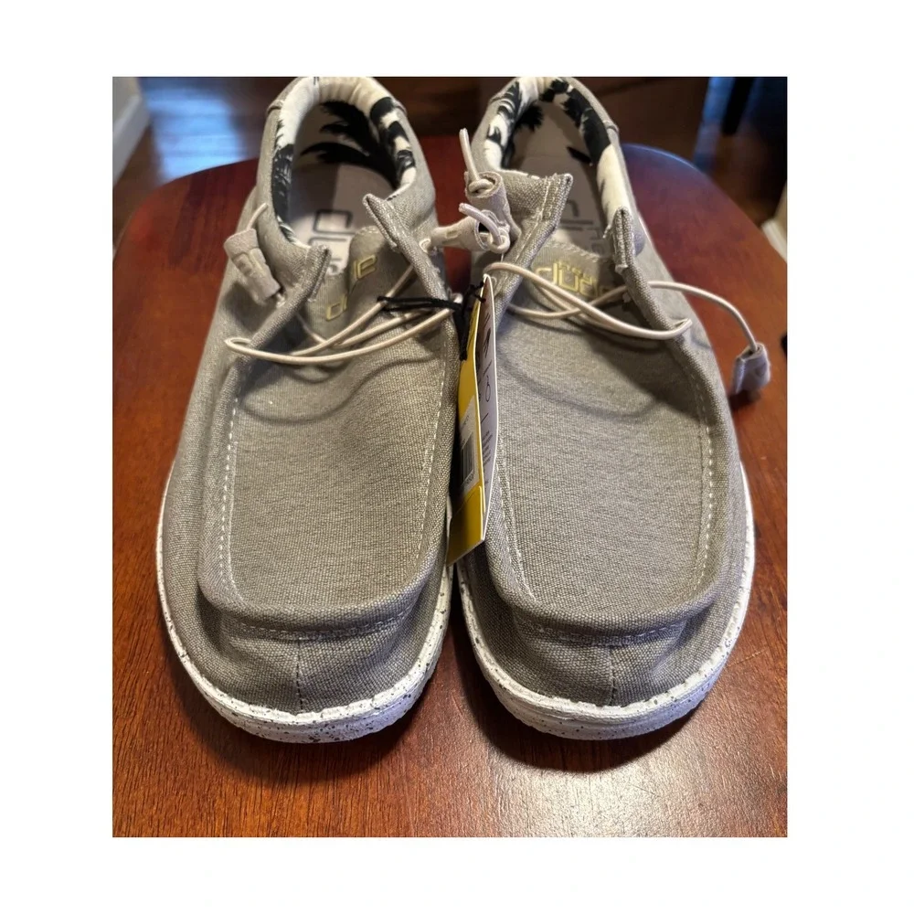 Hey Dude Wally Stretch Mens Beige Slip On Loafers Shoes Size 13 110380500 NEW